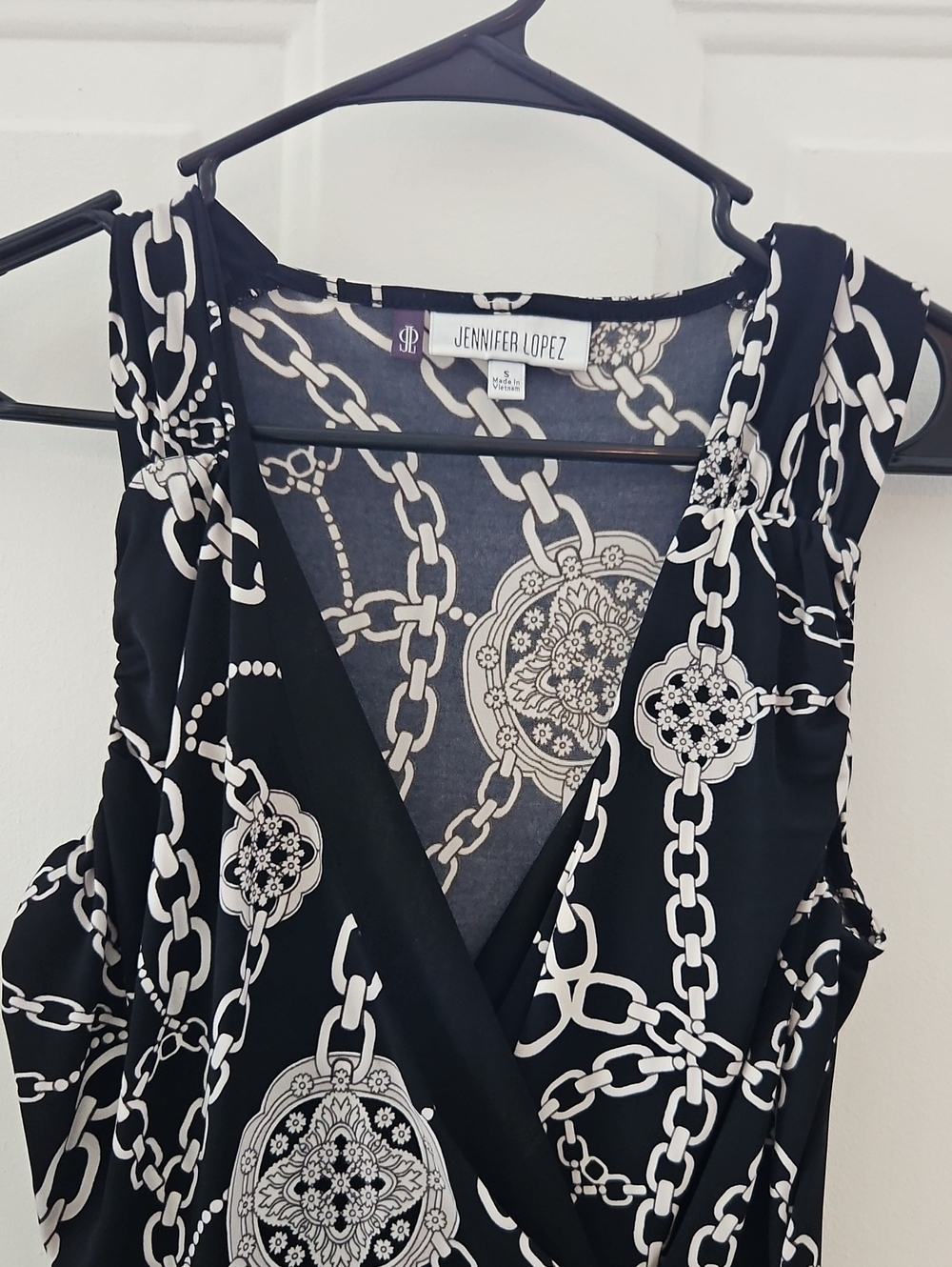 Jennifer Lopez Black and Cream Chain-Print Wrap Dress